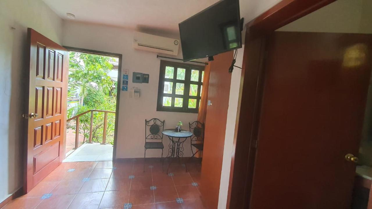 Cabanas Colibri Bacalar Exterior photo